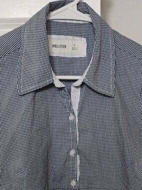 Hollister Women's Button Down Lace Top